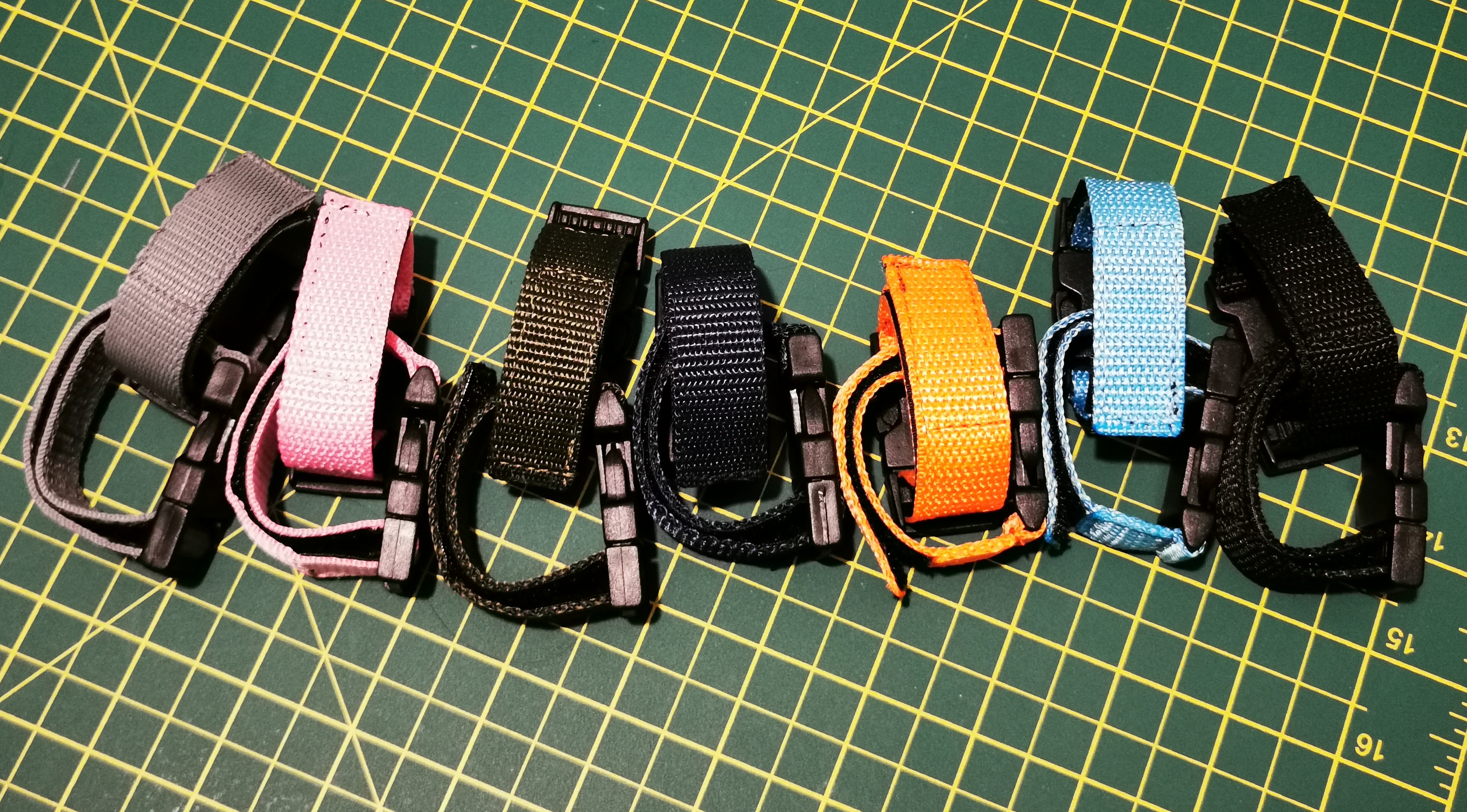 Stick Straps Plain
